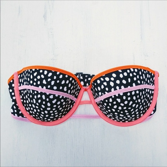 Victoria’s Secret bandeau Bikini Top - Picture 3 of 8